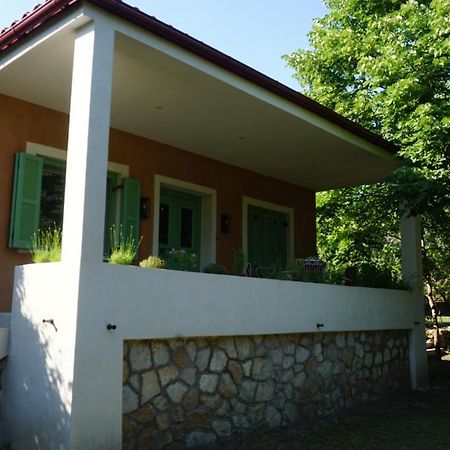 Kavet Palio Cottage ปาเลออน ซิฟลิคิออน ภายนอก รูปภาพ
